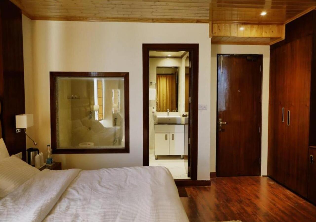 The Alpine Retreat Hotel Shimla Esterno foto