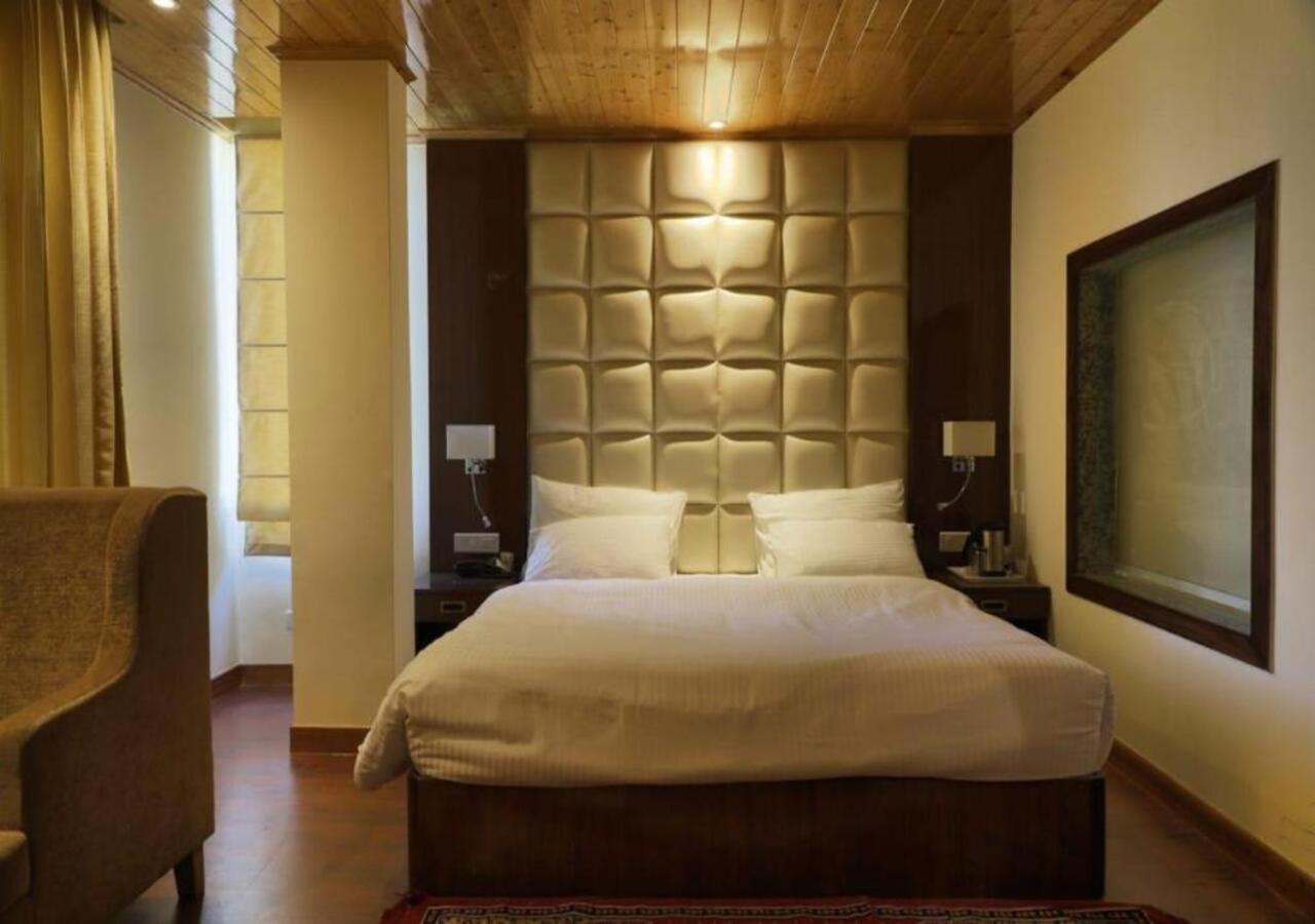 The Alpine Retreat Hotel Shimla Esterno foto