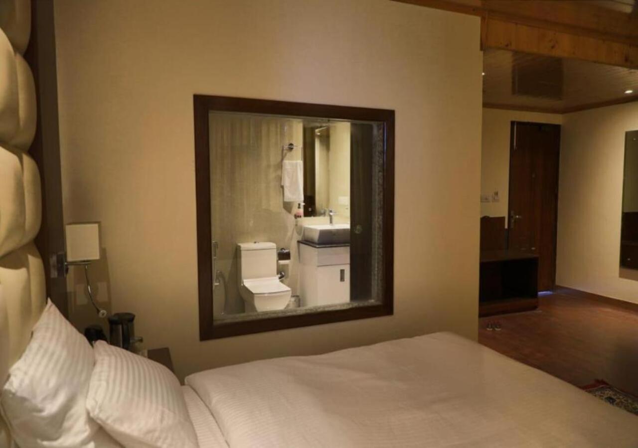 The Alpine Retreat Hotel Shimla Esterno foto